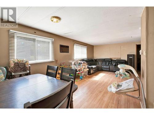 6896 Watson  E Drive, Kamloops, BC - Indoor Photo Showing Other Room