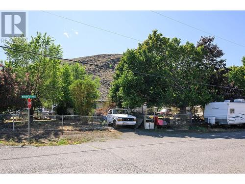 6896 Watson  E Drive, Kamloops, BC - Outdoor