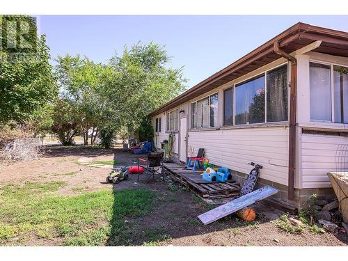 6896 Watson  E Drive, Kamloops, BC - Outdoor With Exterior