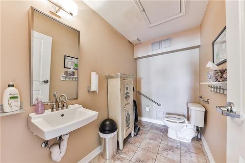 362 Plains Road E|Unit #4, Burlington, ON - Indoor Photo Showing Bathroom