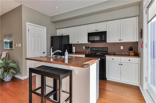 362 Plains Road E|Unit #4, Burlington, ON - Indoor Photo Showing Kitchen