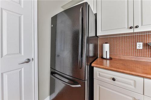 362 Plains Road E|Unit #4, Burlington, ON - Indoor Photo Showing Kitchen