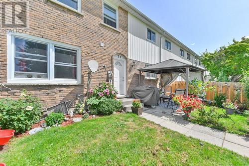 77 - 25 Tracey Park Drive, Belleville, ON - Outdoor