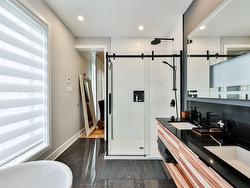 Ensuite bathroom - 