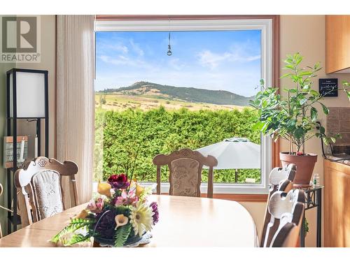 5620 South Vernon Bay, Vernon, BC - Indoor Photo Showing Dining Room