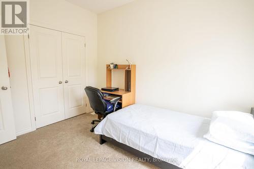 118 Ogston Crescent, Whitby, ON - Indoor Photo Showing Bedroom