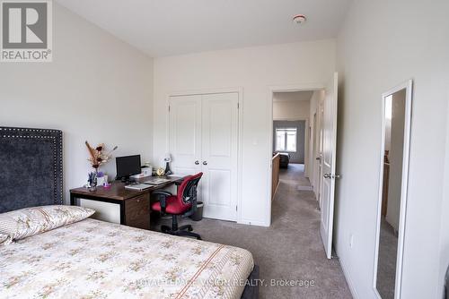 118 Ogston Crescent, Whitby, ON - Indoor Photo Showing Bedroom