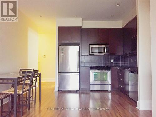 315 - 100 Harrison Garden Boulevard, Toronto, ON - Indoor Photo Showing Kitchen