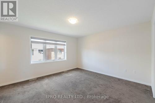 14 Whithorn Crescent W, Haldimand, ON - Indoor Photo Showing Other Room