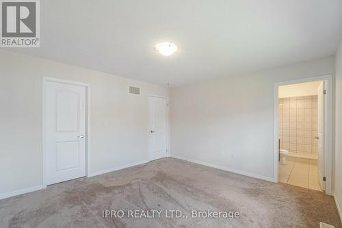 14 Whithorn Crescent W, Haldimand, ON - Indoor Photo Showing Other Room