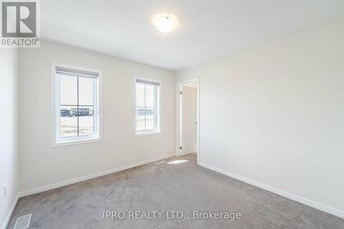 14 Whithorn Crescent W, Haldimand, ON - Indoor Photo Showing Other Room