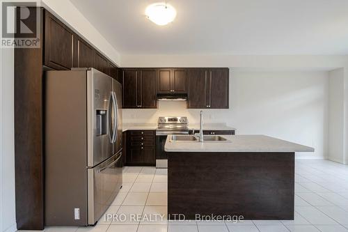 14 Whithorn Crescent W, Haldimand, ON - Indoor Photo Showing Kitchen