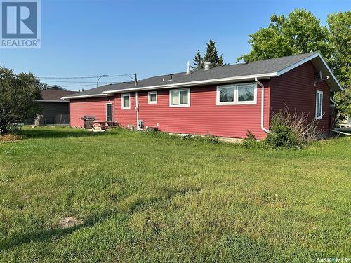 108 Halpenny Street, Viscount, SK - Outdoor With Exterior