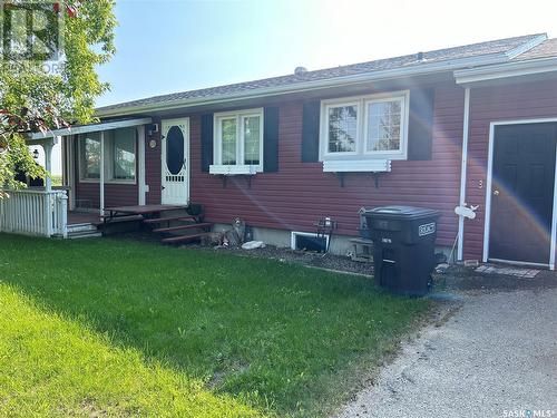 108 Halpenny Street, Viscount, SK - Outdoor