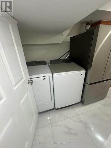 344 Edenbrook Hill Drive, Brampton, ON - Indoor Photo Showing Laundry Room