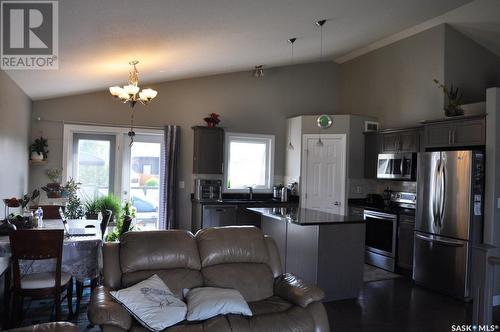 927 Hunter Road, Saskatoon, SK - Indoor