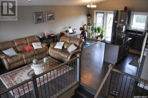 927 Hunter Road, Saskatoon, SK - Indoor Photo Showing Living Room