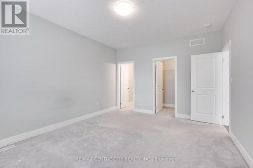 2284 Evans Boulevard, London, ON - Indoor Photo Showing Other Room