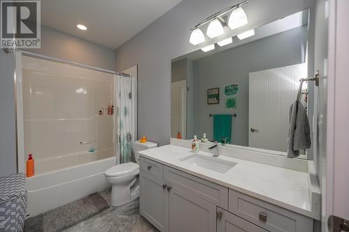 4777 Parkside Drive, Prince George, BC - Indoor Photo Showing Bathroom