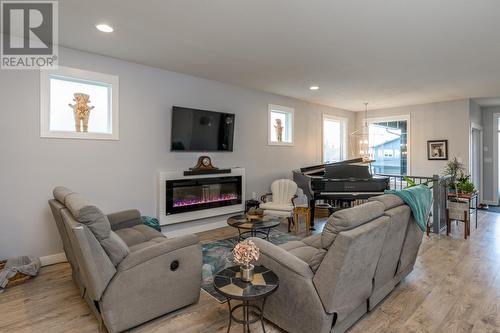 4777 Parkside Drive, Prince George, BC - Indoor Photo Showing Living Room With Fireplace