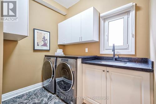 6 Lailey Crescent, Toronto (Willowdale East), ON - Indoor Photo Showing Laundry Room