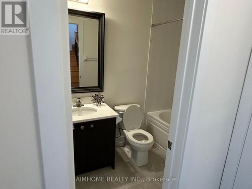 2 - 7 Phelps Lane, Richmond Hill, ON - Indoor Photo Showing Bathroom