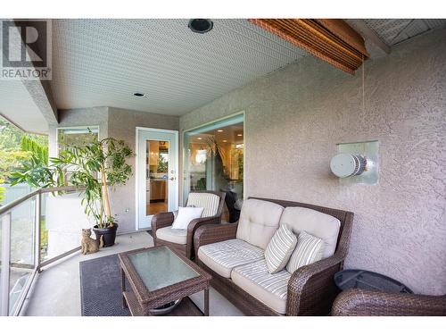 897 Westview Way, Kelowna, BC - Outdoor With Deck Patio Veranda With Exterior