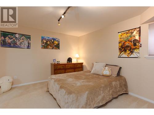 897 Westview Way, Kelowna, BC - Indoor Photo Showing Bedroom