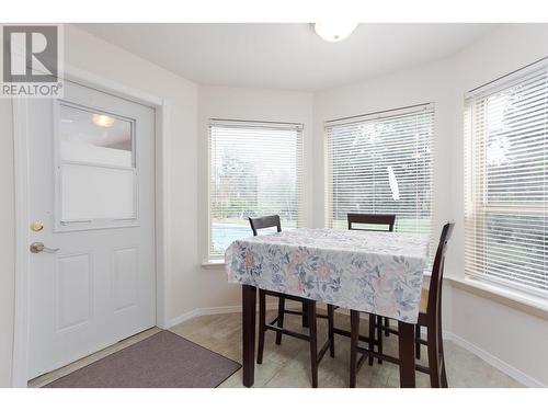 897 Westview Way, Kelowna, BC - Indoor Photo Showing Dining Room