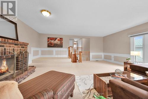 736 Templemead Drive, Hamilton (Templemead), ON - Indoor Photo Showing Living Room With Fireplace