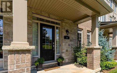 10 - 215 Dundas Street E, Hamilton (Waterdown), ON - Outdoor