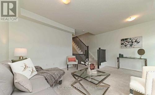 137 Borers Creek Crescent, Hamilton, ON - Indoor