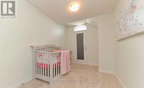 137 Borers Creek Crescent, Hamilton, ON - Indoor Photo Showing Bedroom