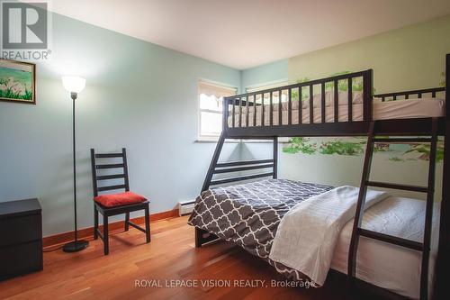 6159 Stevens Street, Niagara Falls, ON - Indoor Photo Showing Bedroom