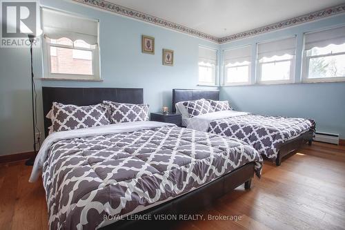 6159 Stevens Street, Niagara Falls, ON - Indoor Photo Showing Bedroom