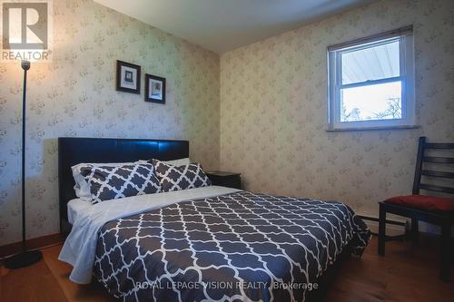 6159 Stevens Street, Niagara Falls, ON - Indoor Photo Showing Bedroom