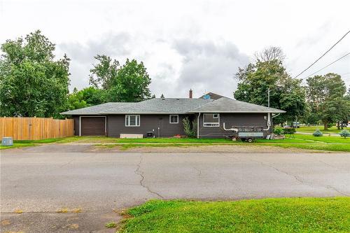 4710 Drummond Road, Niagara Falls, ON - Outdoor