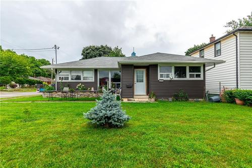 4710 Drummond Road, Niagara Falls, ON - Outdoor