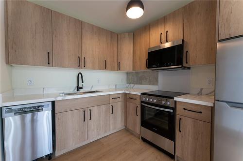 11 Robert Street|Unit #505, Hamilton, ON - Indoor Photo Showing Kitchen With Stainless Steel Kitchen