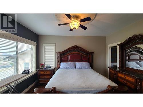 1047 Mt Ida Drive, Vernon, BC - Indoor Photo Showing Bedroom