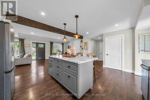 1793 Balfour Street, Pelham, ON - Indoor Photo Showing Kitchen With Upgraded Kitchen