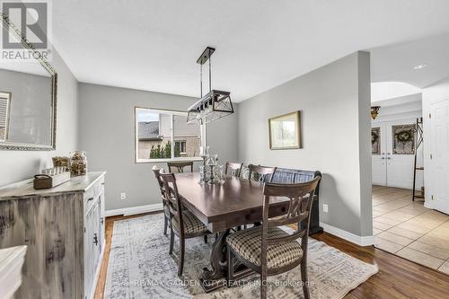 7 Pembroke Circle, Grimsby, ON - Indoor Photo Showing Dining Room