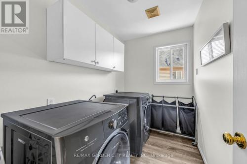 7 Pembroke Circle, Grimsby, ON - Indoor Photo Showing Laundry Room