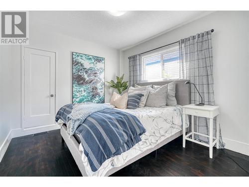 648 Burns Street, Penticton, BC - Indoor Photo Showing Bedroom