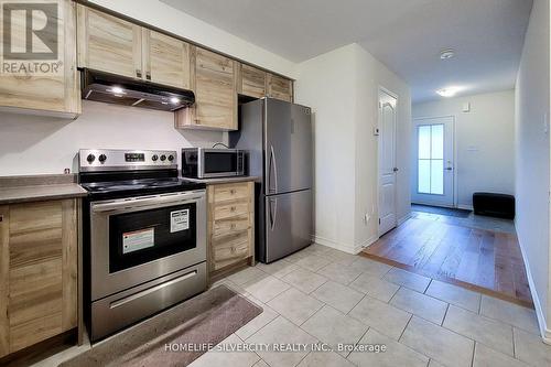 41 Cooke Avenue, Brantford, ON - Indoor Photo Showing Kitchen