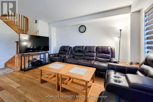 41 Cooke Avenue, Brantford, ON - Indoor Photo Showing Living Room