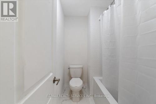 59 Fairey Crescent W, Hamilton (Mount Hope), ON - Indoor Photo Showing Bathroom