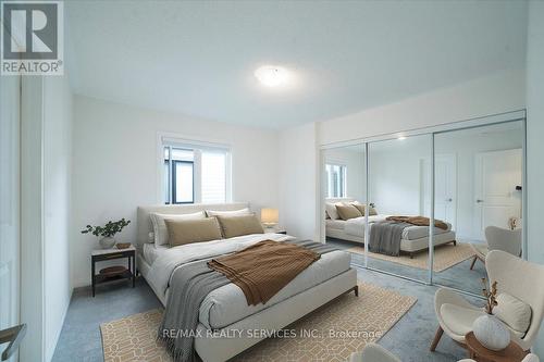 59 Fairey Crescent W, Hamilton (Mount Hope), ON - Indoor Photo Showing Bedroom