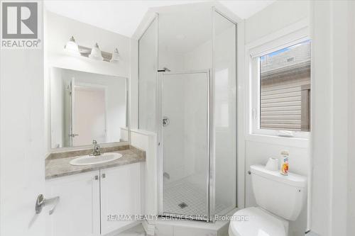 59 Fairey Crescent W, Hamilton (Mount Hope), ON - Indoor Photo Showing Bathroom