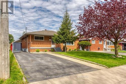 122 Rainbow Drive, Hamilton (Corman), ON - Outdoor With Facade